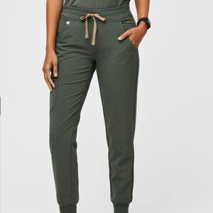 Figs Moss Women's Zamora Jogger Scrubs